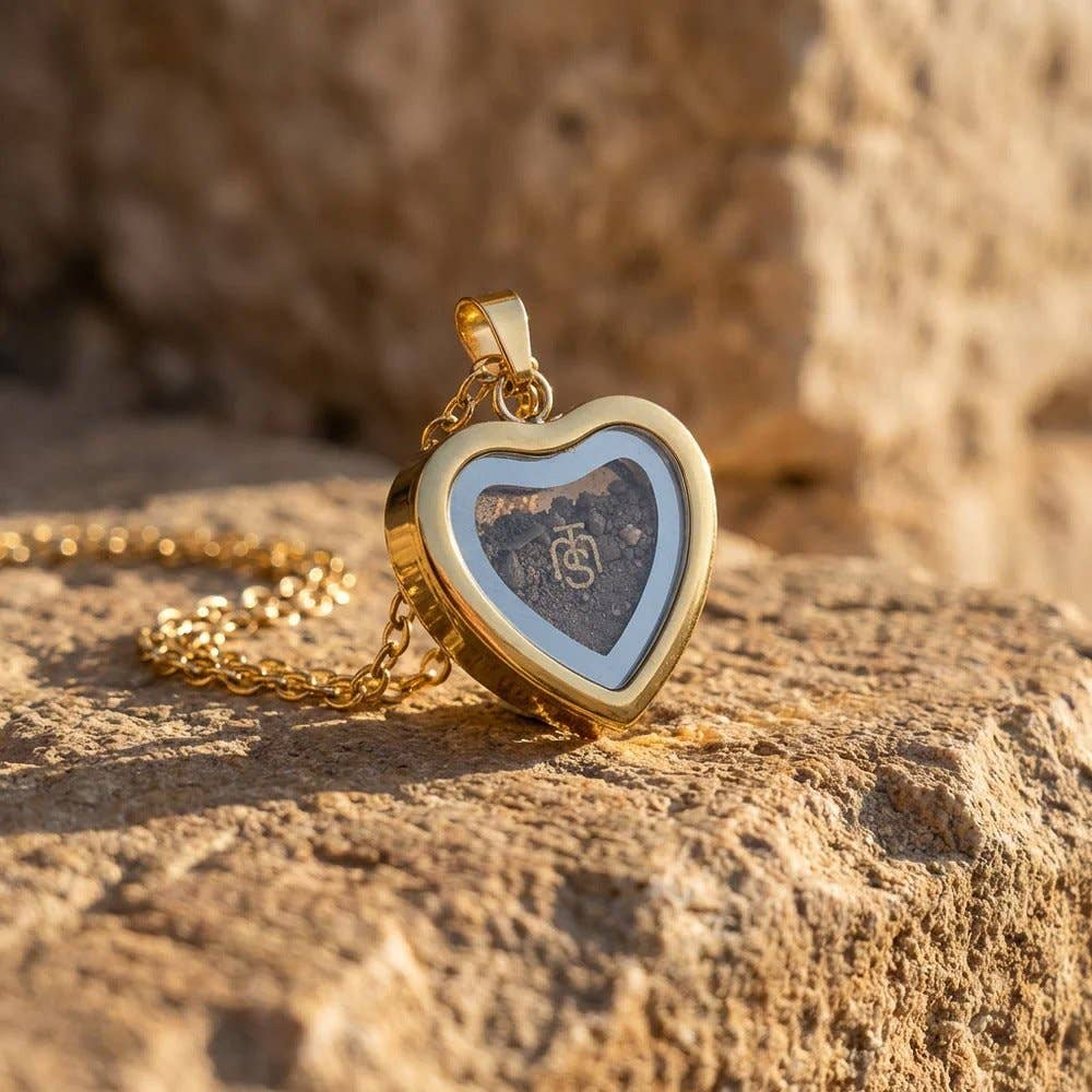 Necklace Temple Mount Soil Heart Gold 20"
