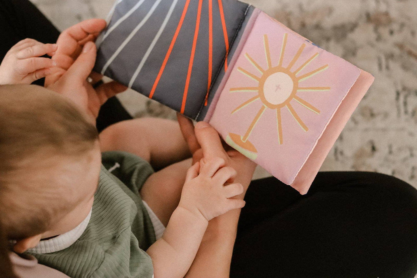 Baby's First Devotional Crinkle Book: Baby's First Devotional