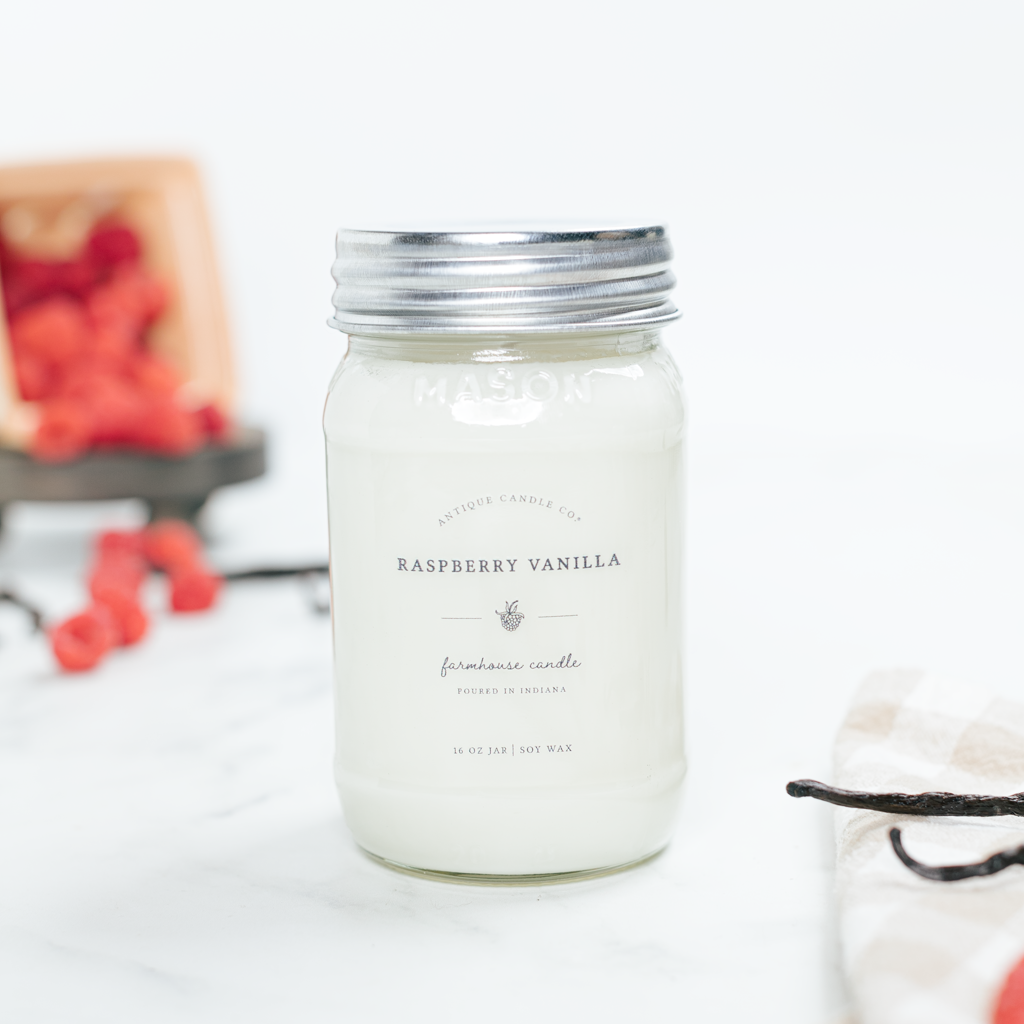 Raspberry Vanilla - Soy Wax Candle: 1 mason jar (16oz)