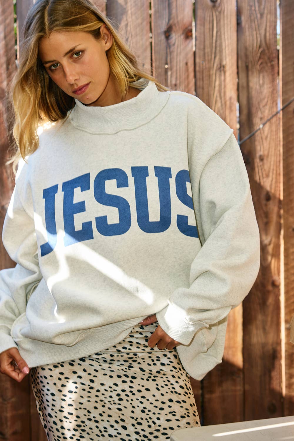 IT2594-JESUS | 'JESUS & GOD IS GOOD' Reversible Sweatshirt: H.grey/Pink / S/M-L/XL (3-3)