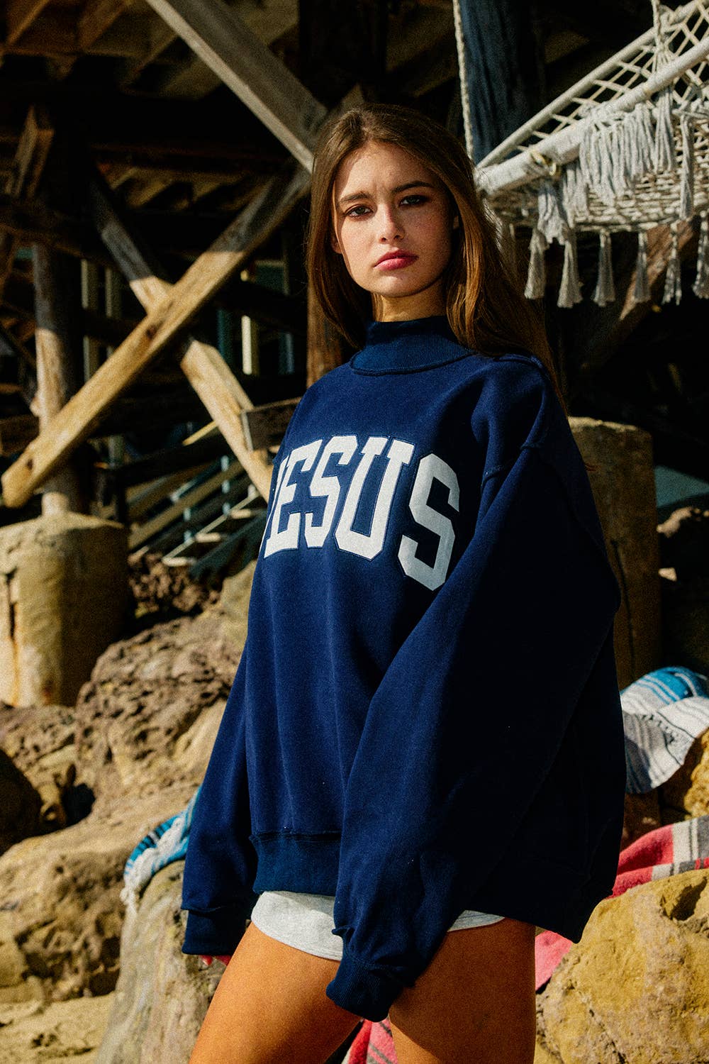 IT2594E-JESUS | 'JESUS' Embroidered Mock Neck Sweatshirt : SAGE / S/M-L/XL (3-3)