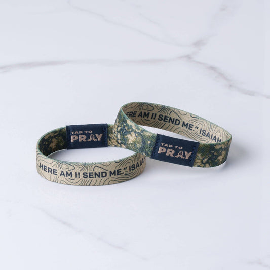 Tap To Pray® Wristband – Valor Camo: Medium