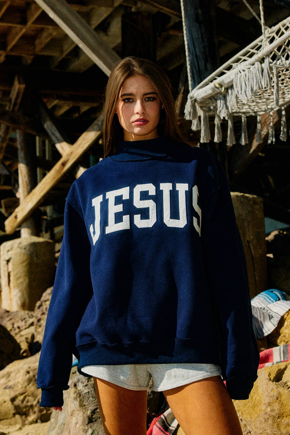 IT2594E-JESUS | 'JESUS' Embroidered Mock Neck Sweatshirt : SAGE / S/M-L/XL (3-3)